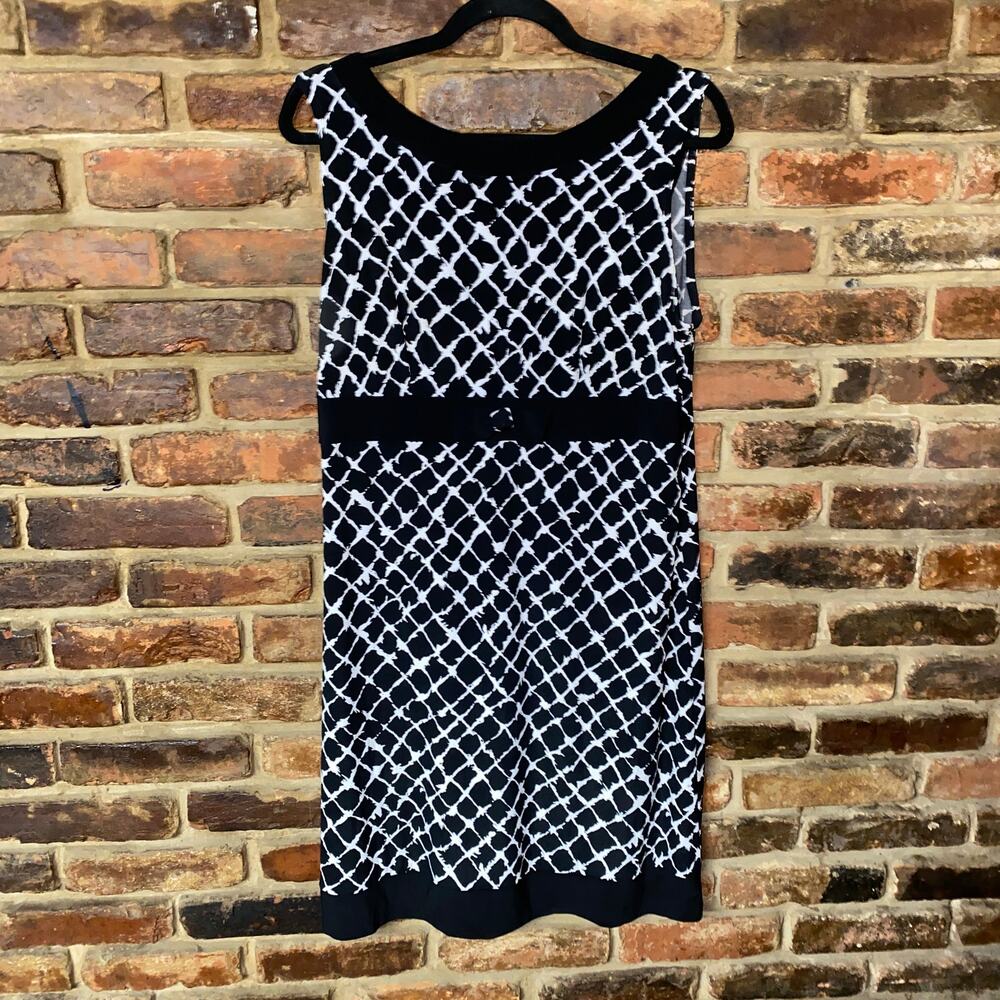 J.B.S. LTD. Black & White Geometric Sleeveless Mini Dress Women's Size 10